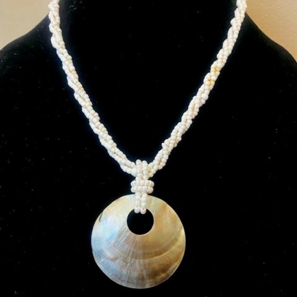 Handmade Natural Seashell Pendant Necklace